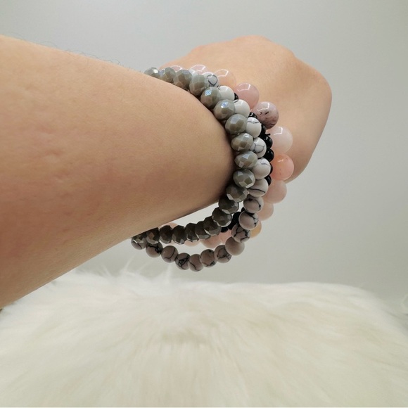 “Mama” Arm Candy Beaded Bracelet - Multicolored - Picture 5 of 6